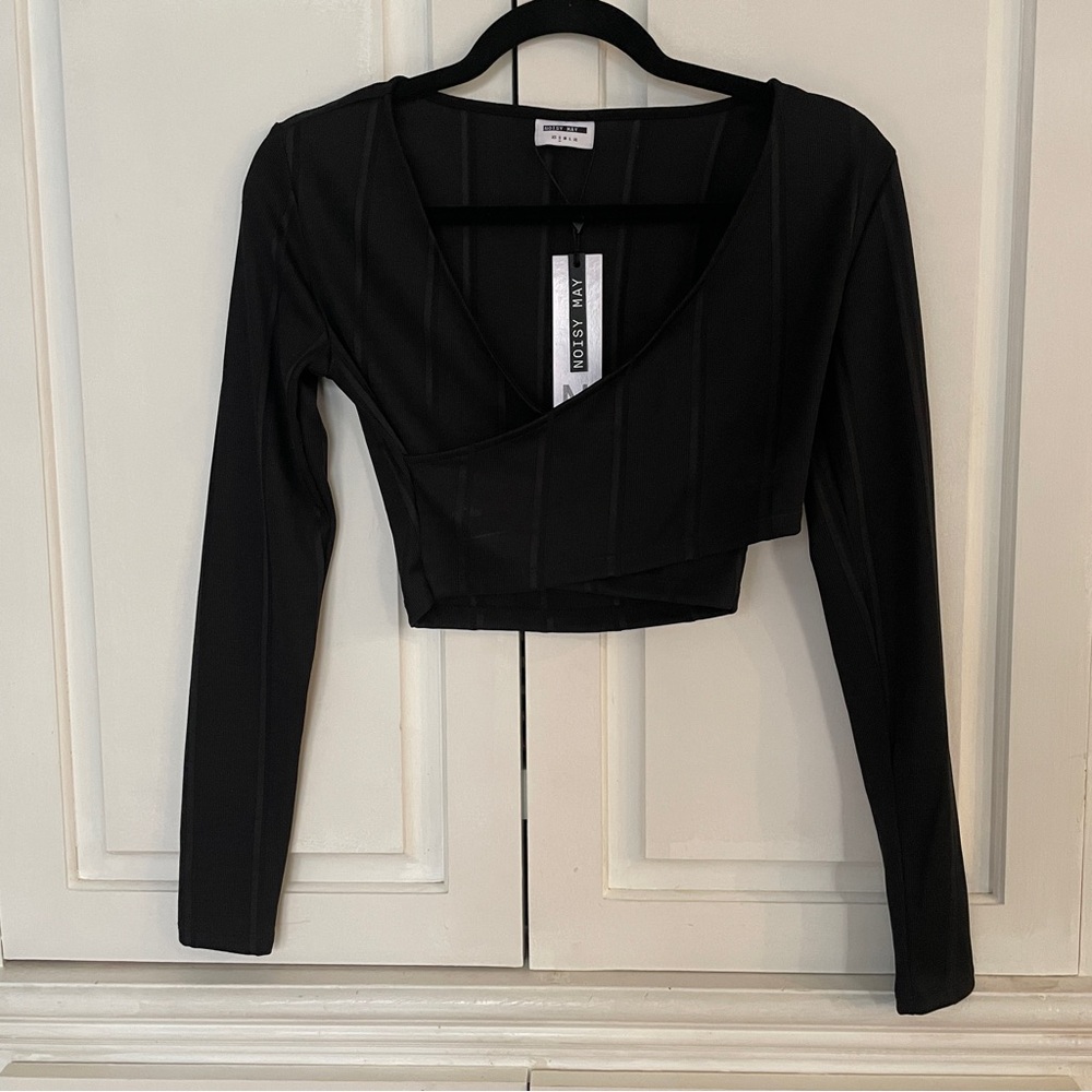 Noisy May Wrapped Crop Top